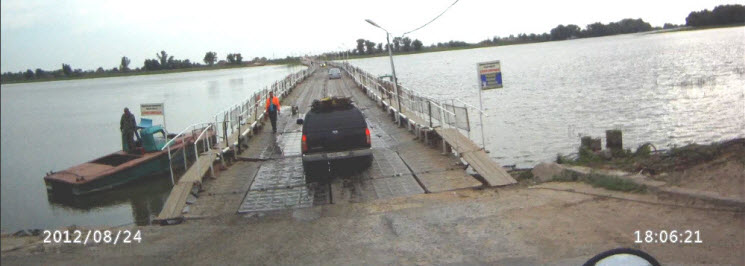 Atyrau-Astrasan_Schwimmbrcke