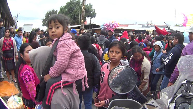 Chichicastenango_Markt_1k Chichicastenango_Markt_1k