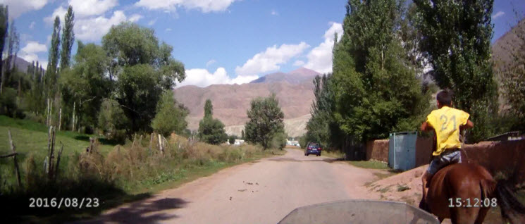 KG_Weg nach Toktogul_wettrennen_3_k